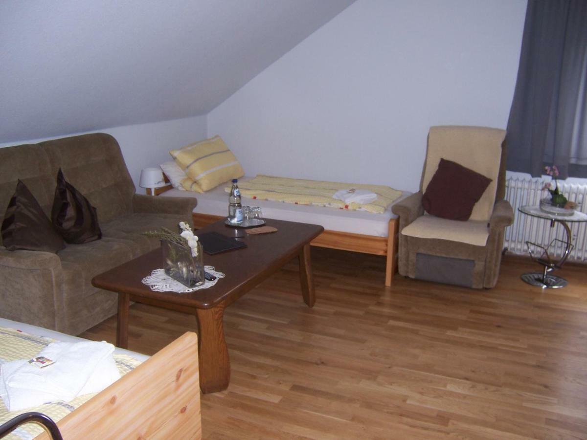 Gaestehaus Schneider Bechtheim Екстер'єр фото